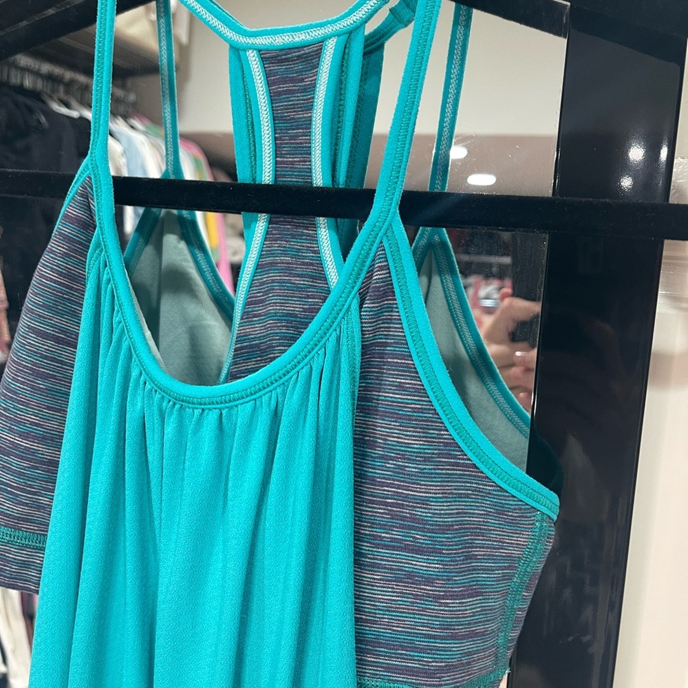 Lululemon size 4 tank top